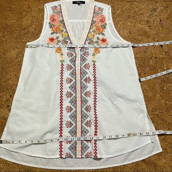 Andrée by Unit White Embroidered Sleeveless Linen Blend Top Sz S - Picture 13 of 14